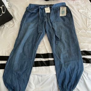 Rewash, size 5/27, blue soft jogger jeans